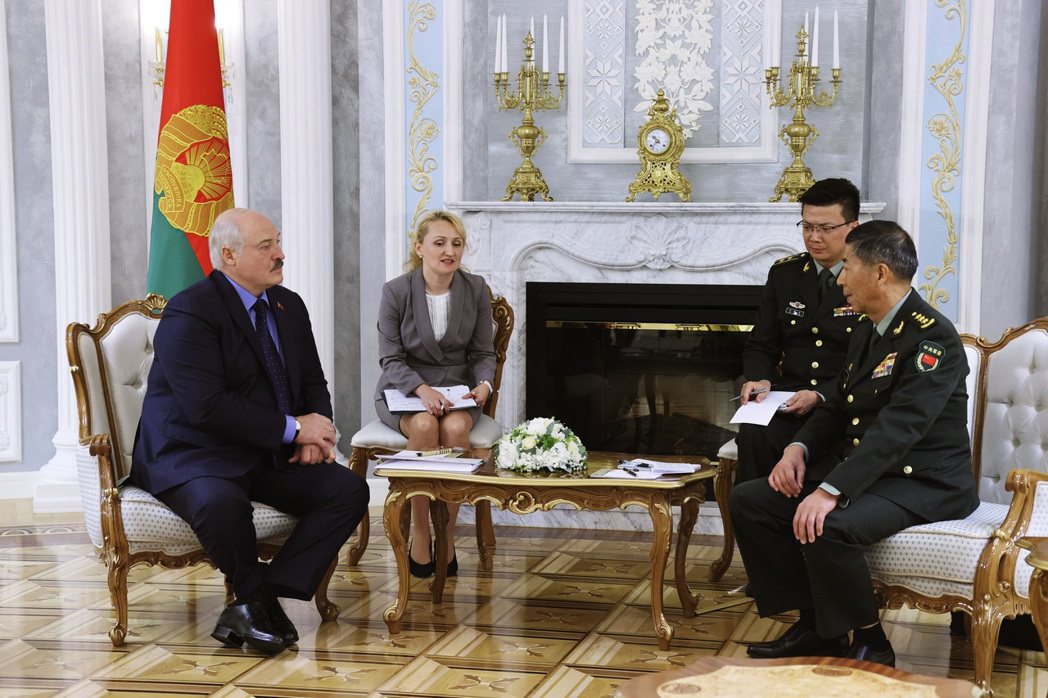 2023年8月，李尚福訪問白俄羅斯。 圖／美聯社