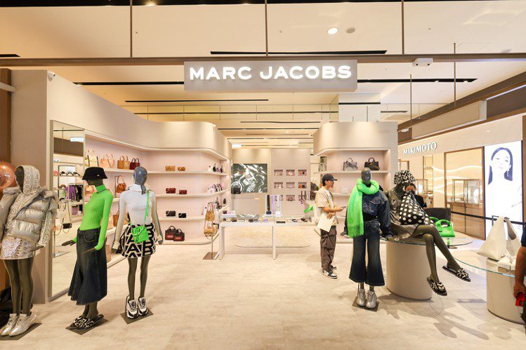 Marc Jacobs在新光三越信義新天地A8打造全新概念店。記者沈昱嘉／攝影
