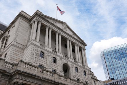 英國央行料將在周四宣布調高利率一碼，主因是通膨仍高。路透