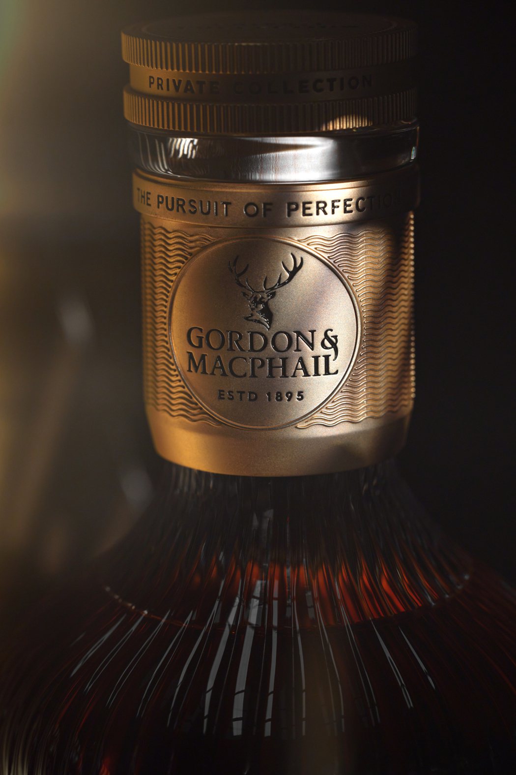 在雪莉桶中熟成七十四年的酒液，一開瓶即可聞到斯佩賽獨有的馥郁芬芳香氣。廷漢／提供