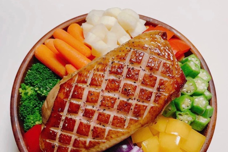 彩虹餐盤🌈減醣料理之櫻桃鴨胸木碗沙拉