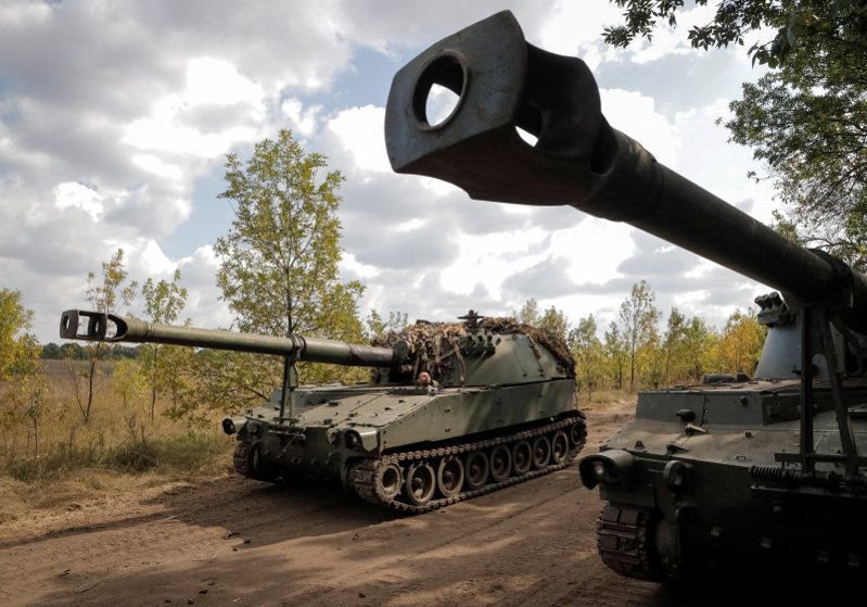 Success on the Bakhmut Front: Western Heavy Artillery Deals Heavy Blow to Russian Forces