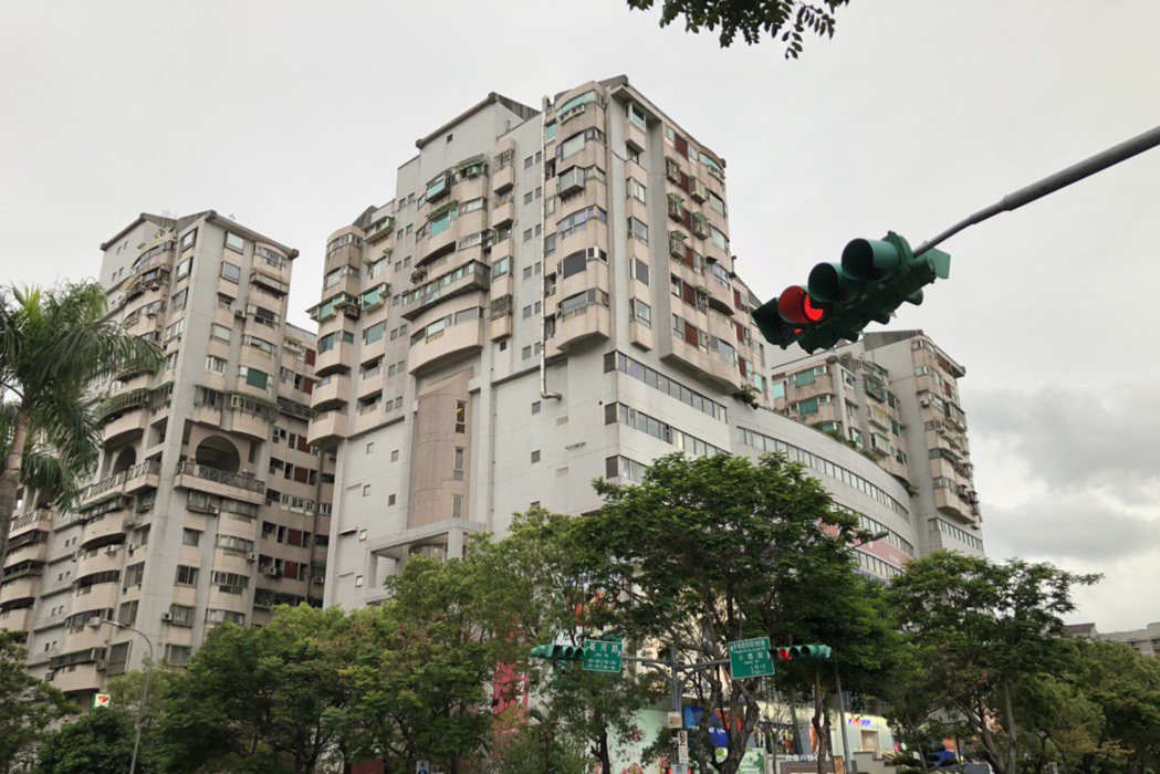 士林區今年的公寓和住宅大樓價差居各區之冠。 示意圖／台灣房屋提供