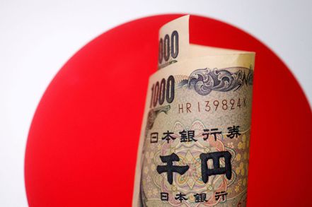 日圓兌美元25日持續走軟，改寫去年10月以來新低。圖／路透