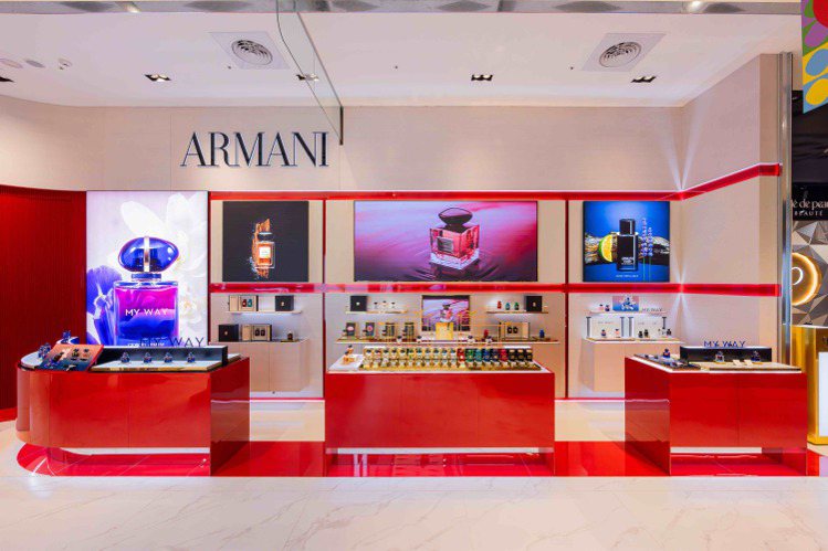 亞曼尼在鑽石塔，開設全台唯一香氛專賣店。圖／亞曼尼提供