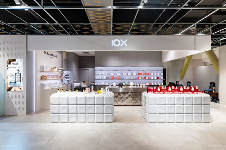 全台首店的全新香氛美妝策選通路「10X」，引進眾多小眾品牌。圖／10X提供