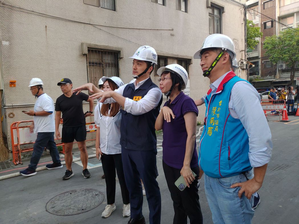 台北市長蔣萬安今天視察大直民宅拆除工地受訪。記者林麗玉／攝影