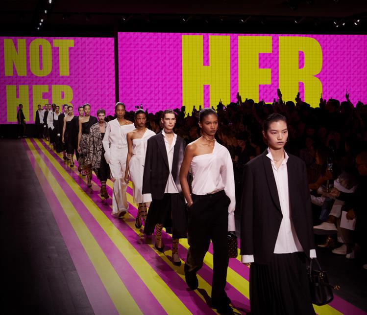 Dior於巴黎時間9月26日發表女裝創意總監Maria Grazia Chiuri創作的2024春夏女裝系列。圖／Dior提供