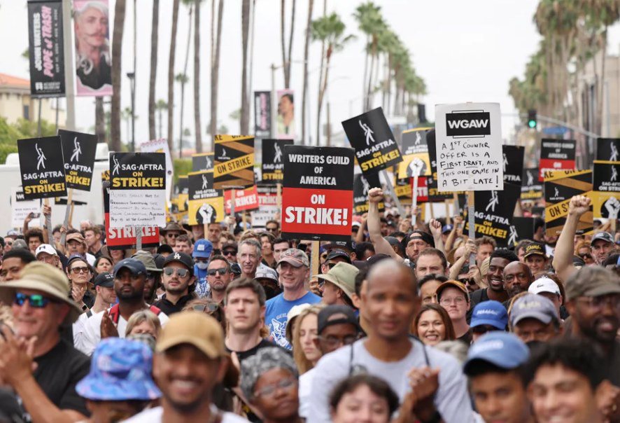美國編劇工會展開罷工快5個月，終於即將落幕。（路透資料照片）