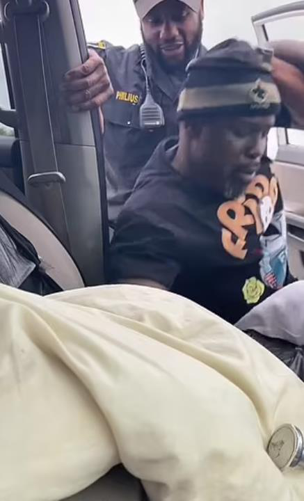 美國馬里蘭州一名非裔癱瘓駕駛日前開車到一半，遭到警方攔查並強行拉下車。圖／截自影片