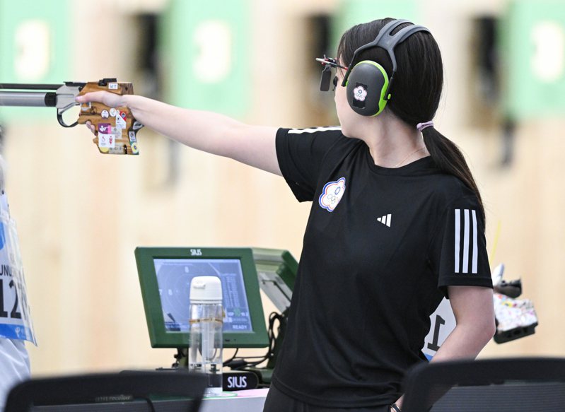 「證件妹」吳佳穎在10公尺空氣手槍個人決賽，以第4名作收，與獎牌擦身而過。 圖／中華奧會提供