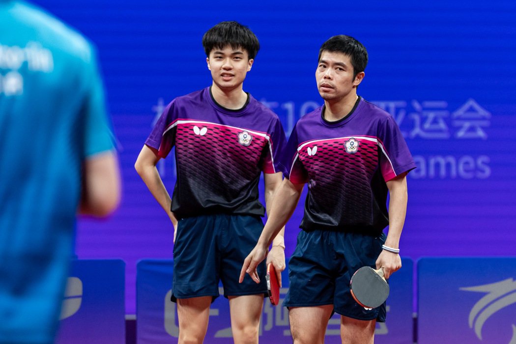 莊智淵（右）、林昀儒4強賽碰世界第一的南韓組合。特派記者季相儒／杭州攝影
