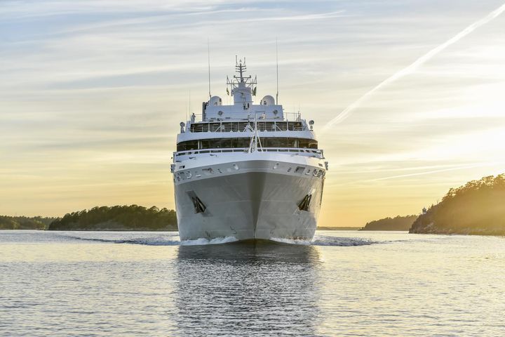 龐洛郵輪「卡地亞號」是2022年10月下水的新型探索郵輪。 圖／百威旅遊提供