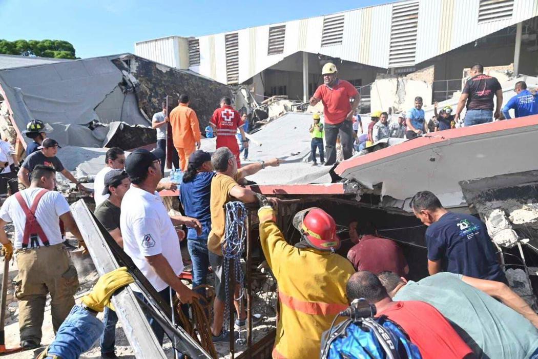 墨西哥當地時間1日上午一處教堂天花板坍塌，造成至少9人喪生、50人受傷及30人受...