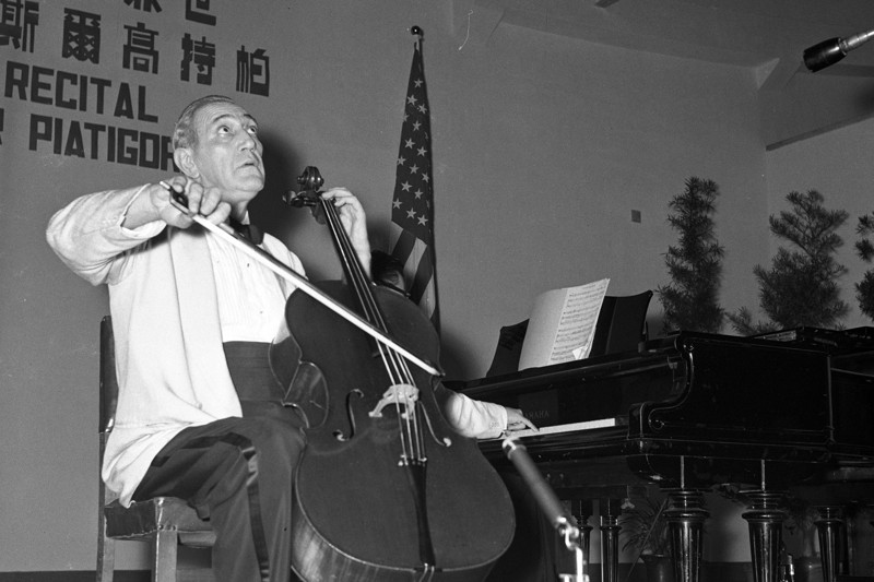 1956年10月3日，當代大提琴泰斗帕特高爾斯基於國際學舍體育館舉行之演奏會，圖為會中一景。圖／聯合報系資料照片