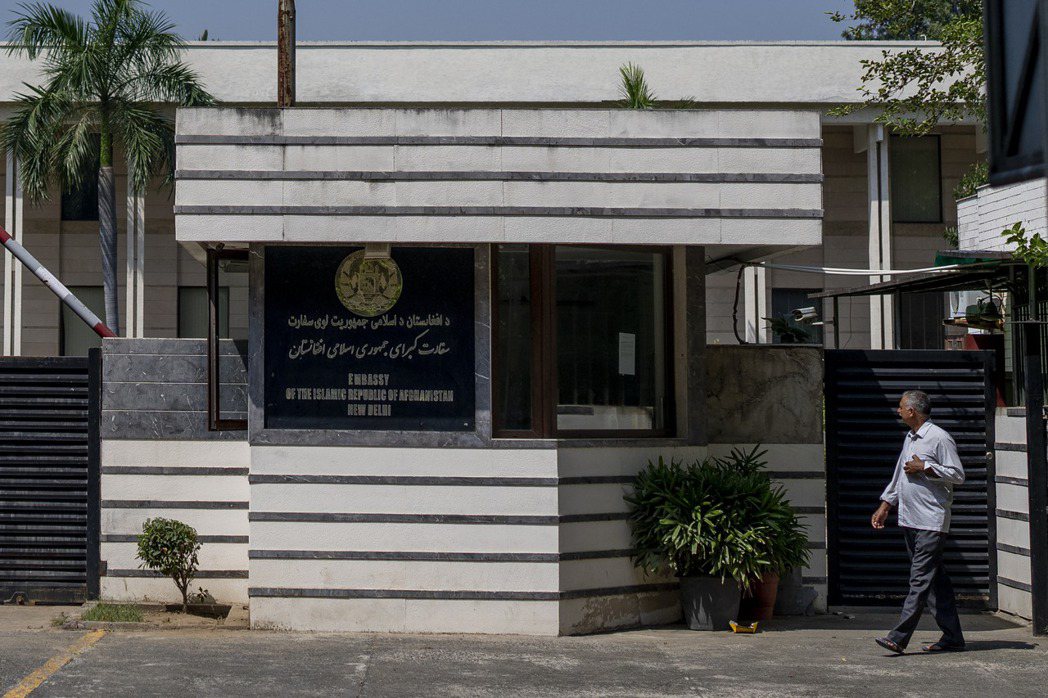 阿富汗駐印度大使館不願歸順塔利班，苦撐兩年後關門。 圖／美聯社