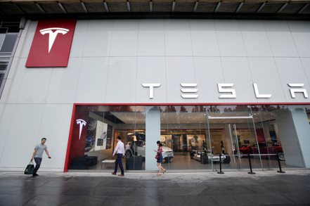 電動車大廠特斯拉（Tesla）2日公布，上季總交車量。路透