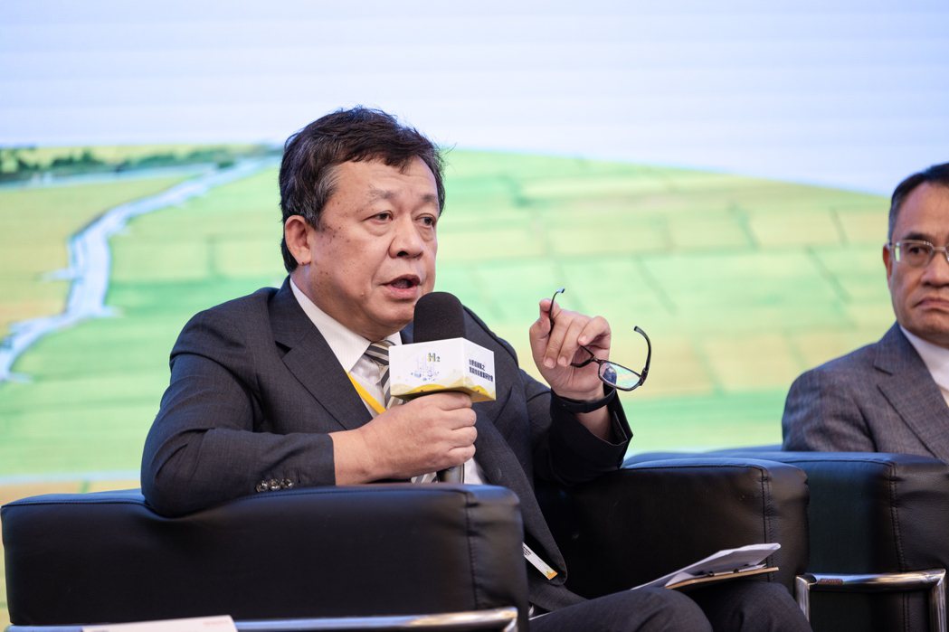 台肥董事長李孫榮今（3）日在「台肥低碳氨之氫能技術產業研討會」中表示，要以氫能源...