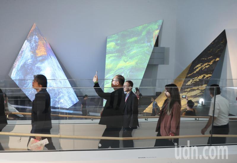 2023台灣設計展登場，「新北山河陣」以大型藝術裝置結合文物採集與互動體驗。記者林澔一/攝影