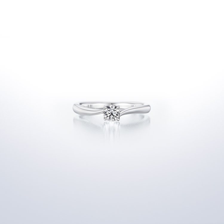 銀座白石新品「Fortune Link 幸運の絆」訂婚鑽戒，戒台25,000元起。圖／銀座白石提供