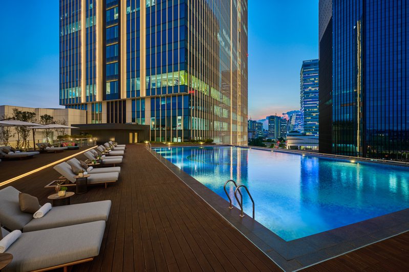 台北漢來大飯店將有戶外無邊際泳池。圖/漢來提供