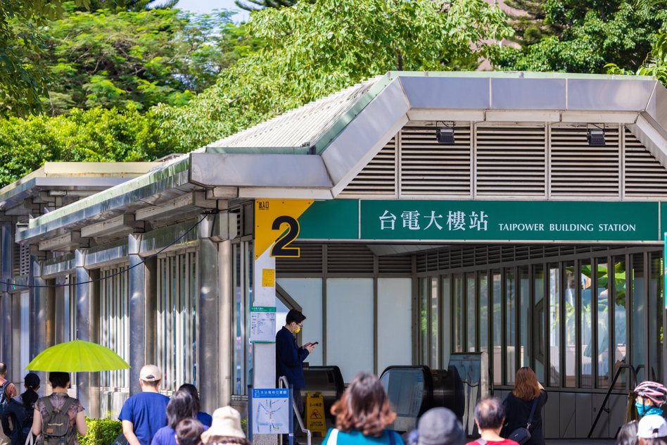 捷運宅為台北市置產標的，「大安昕境」步行350公尺可達台電大樓站。