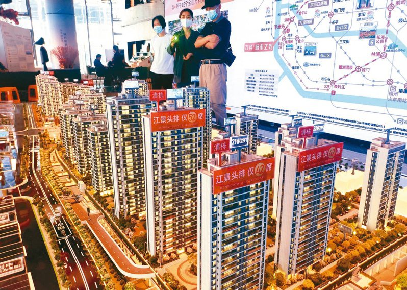 中國拯救房市政策一波接一波。（中新社） 洪瑞