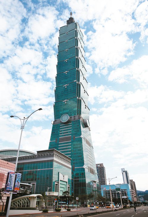 受到新冠疫情影響，停辦3年的台北101垂直馬拉松（Taipei 101 Run Up，原名：台北101國際登高賽），將於明天正式開跑。本報系資料照片