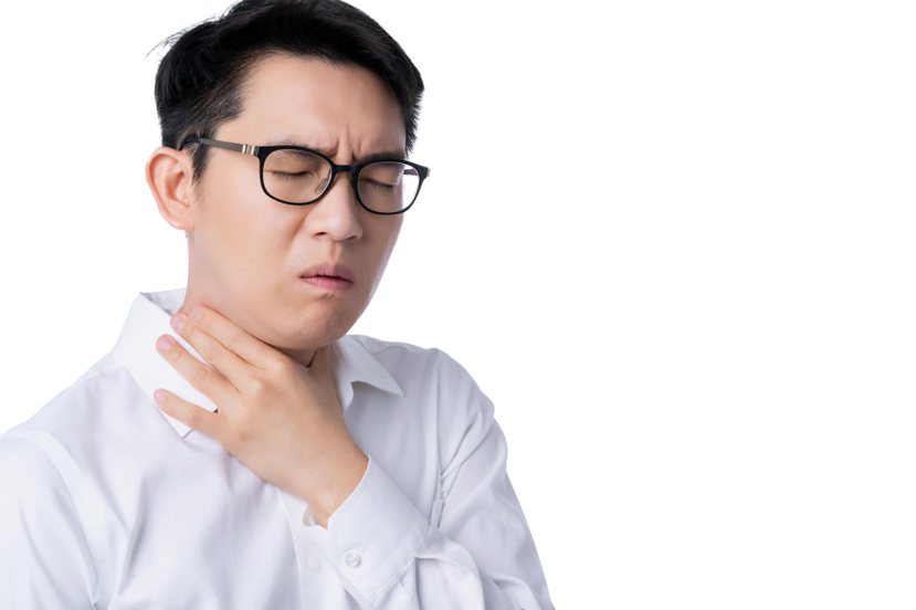彰基耳鼻喉暨頭頸部主治醫師洪雲聰表示，下咽癌常見於55～70歲的男性，症狀通常是...