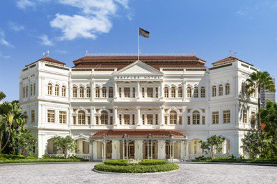 全球50最佳、新加坡第一名 萊佛士酒店整裝出發奪佳績