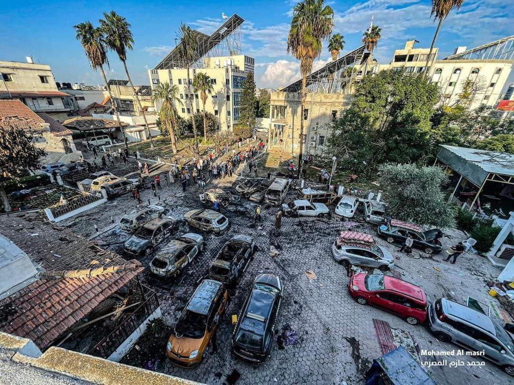 加薩醫院遇彈襲造成500人喪命，以哈互指矛頭。以色列軍方援引社群X流出的現場照片...
