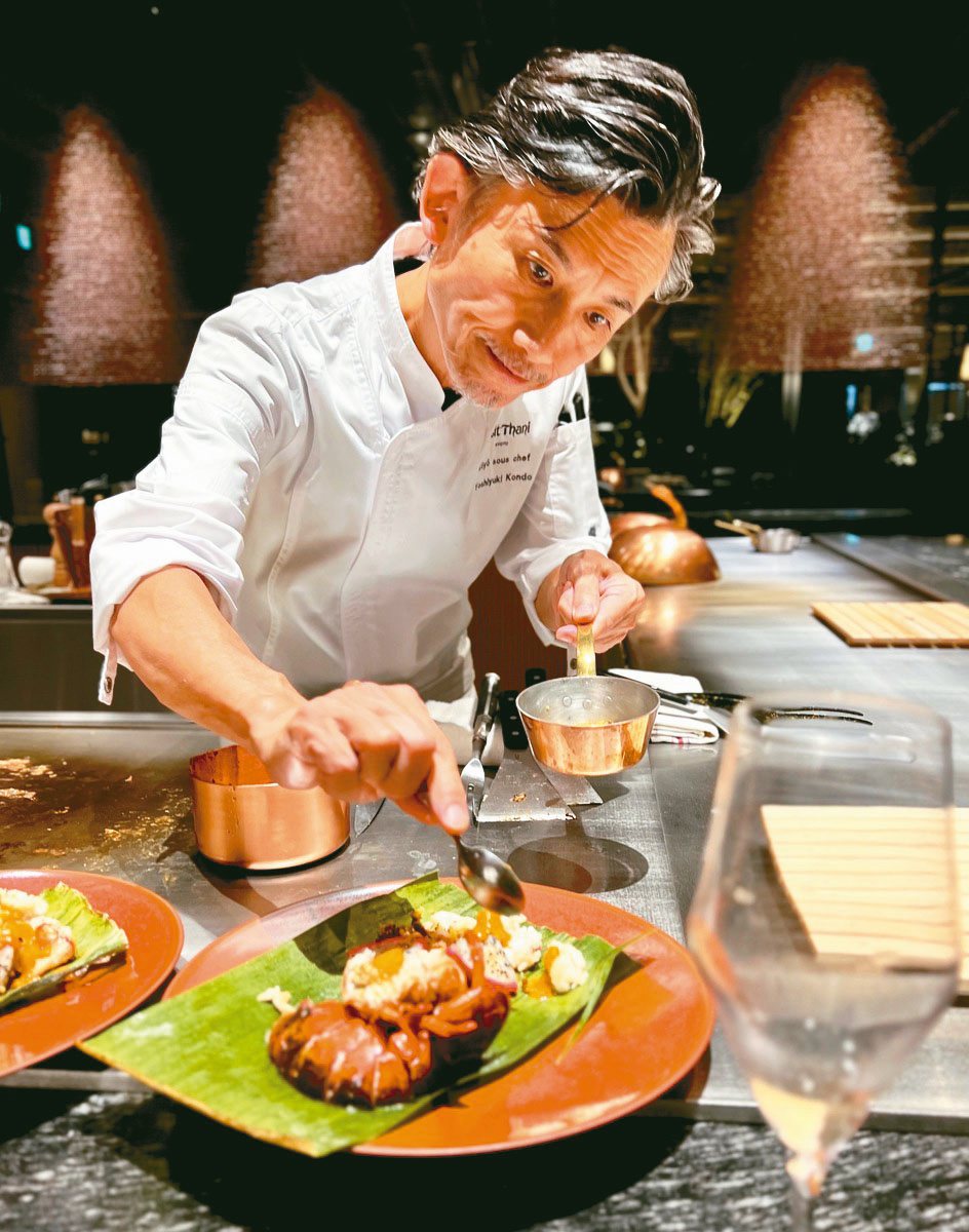 特色鐵板燒紅葉餐廳(Koyo)的師傅嚴選食材、廚藝精湛。 圖／陳志光、游慧君