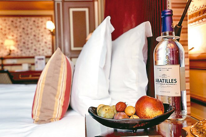 Abatilles阿芭緹爾斯礦泉水是歐洲上流社會、酒店餐廳熟悉的美麗瓶身。 圖／...