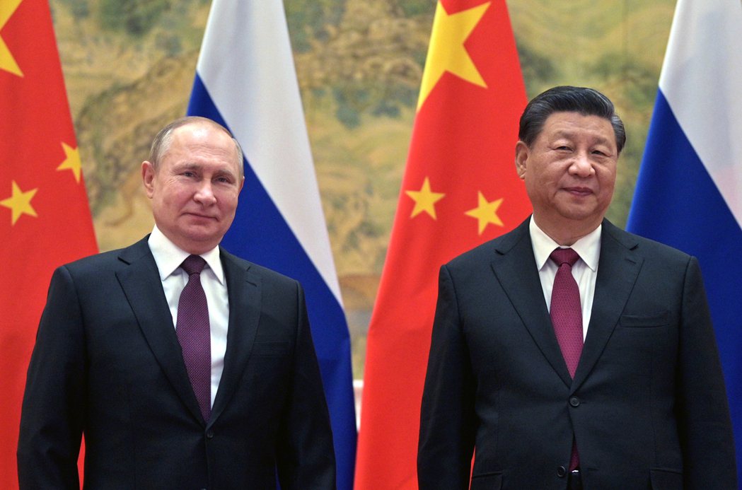 俄羅斯總統普丁10月18日至中國北京參加一帶一路峰會，也與中國國家習近平進行3個...