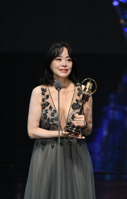 范瑞君以「額外旅程」獲得第58屆金鐘獎「迷你劇集(電視電影) 女配角獎」。圖／三立提供