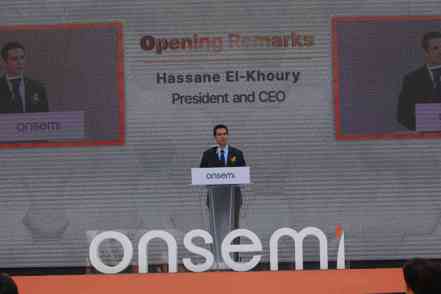 安森美執行長Hassane El-Khoury 主持安森美在南韓富川的碳化矽廠竣工典禮資料照。 圖／安森美提供