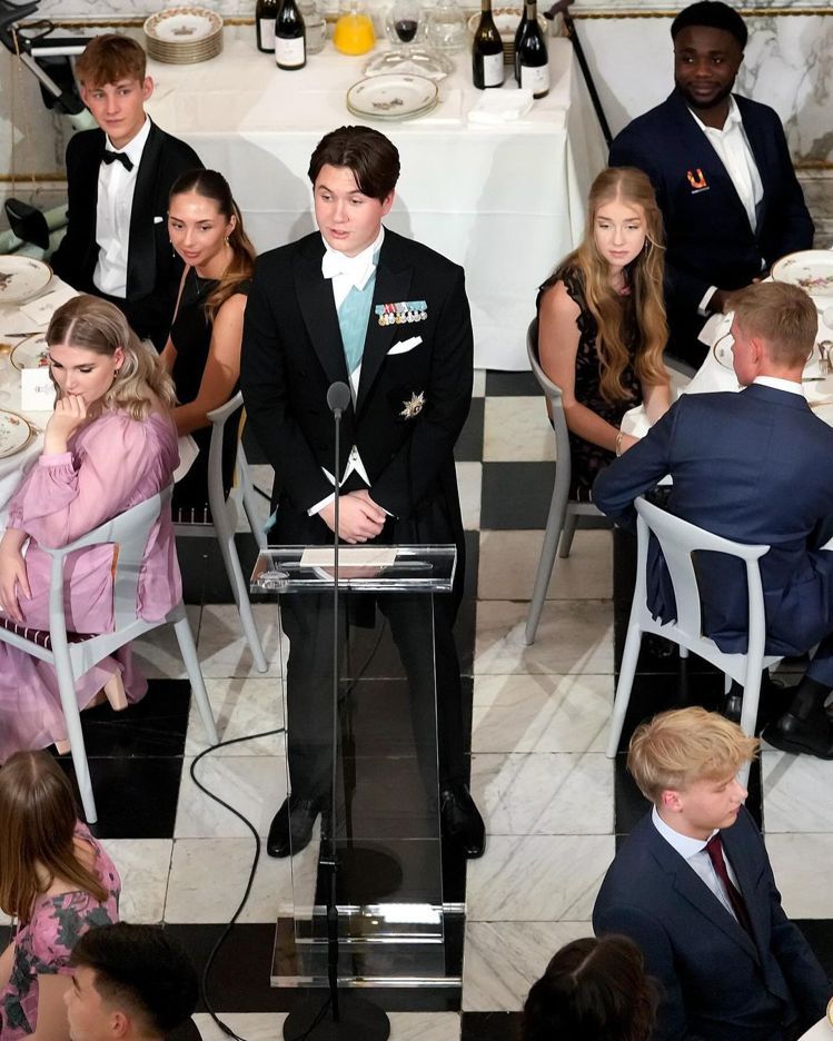 丹麥王子18歲生日宴會，相當盛大。圖／摘自IG