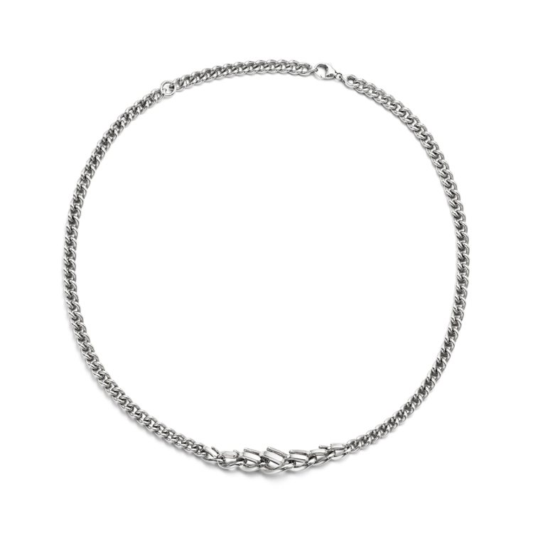 Tiffany Forge純銀窄版搭配開口式鍊結設計項鍊，32,000元。圖／Tiffany提供
