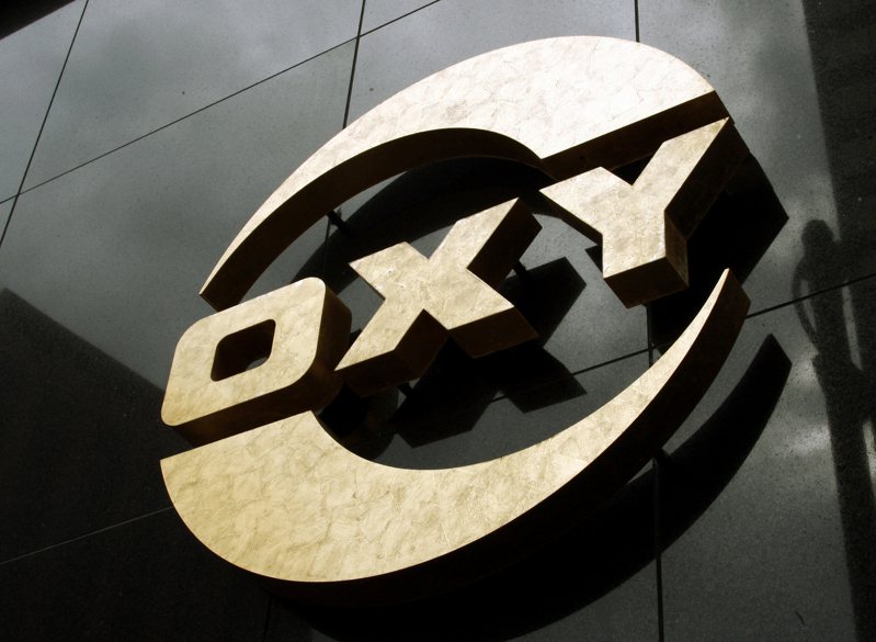 股神巴菲特旗下的波克夏公司近日再度增持西方石油（Occidental Petroleum），是6月下旬以來首見。美聯社
