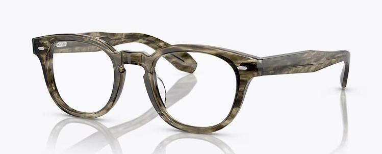OLIVER PEOPLES Only系列N.01款式平光眼鏡，15,900元。圖／OLIVER PEOPLES提供