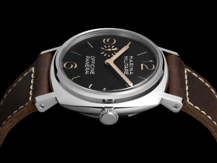 全新的Radiomir Guido Panerai & Figlio腕表最後在The Geneva Watch Auction：XVIII拍賣會上，以35萬5,600瑞士法郎、折合台幣約1,270萬元，刷新創品牌紀錄新高。圖／PANERAI提供