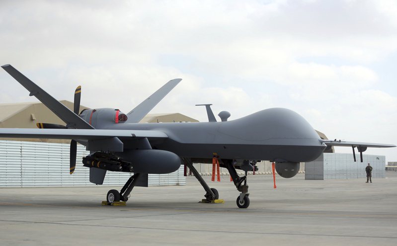 美國國防官員證實，美軍一架MQ-9「死神」無人機8日在葉門附近的國際空域遭擊落。美聯社