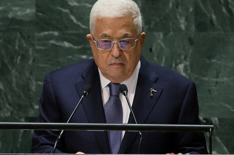 巴勒斯坦自治政府主席阿巴斯（Mahmoud Abbas）今天說，巴勒斯坦自治政府可在治理加薩走廊上發揮作用，條件是要有也涵蓋遭占領的約旦河西岸的全面政治解決方案。（路透）