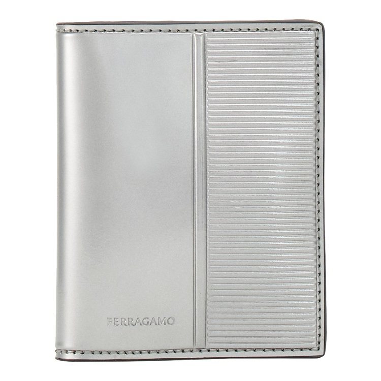 銀色信用卡卡夾，14,900元。圖／FERRAGAMO提供