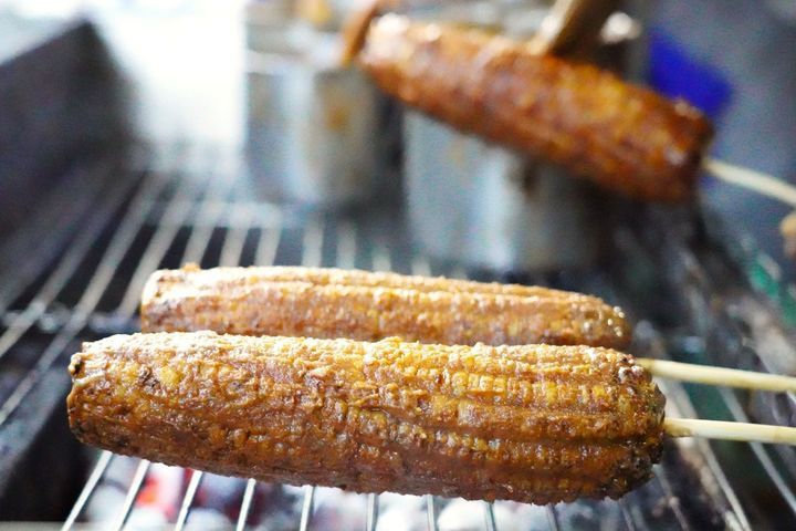 六哥古早味烤玉米。　圖：嘉義縣文化觀光局／提供