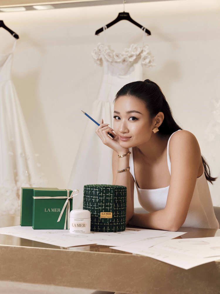海洋拉娜在台25周年，聯名台灣精品推出紀念化妝箱。圖／海洋拉娜提供