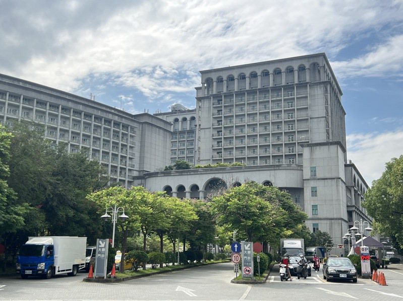 位處新北市新店區的台北慈濟醫院，傳出很可能升為醫學中心，引發討論。記者翁至成／翻攝