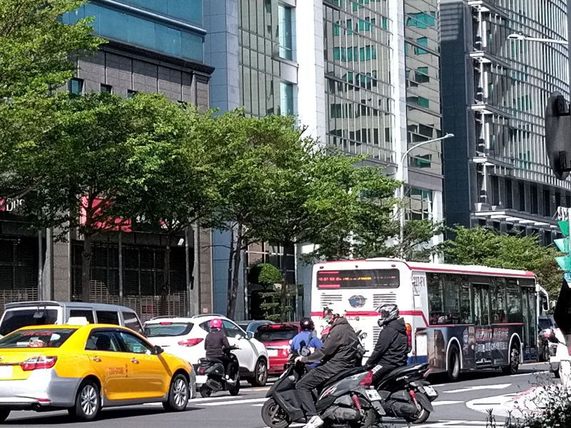 台北市長蔣萬安上任將滿一年，為救內科交通，今年初成立內科交通改善府級專案小組，但成效遭議員質疑。本報資料照片