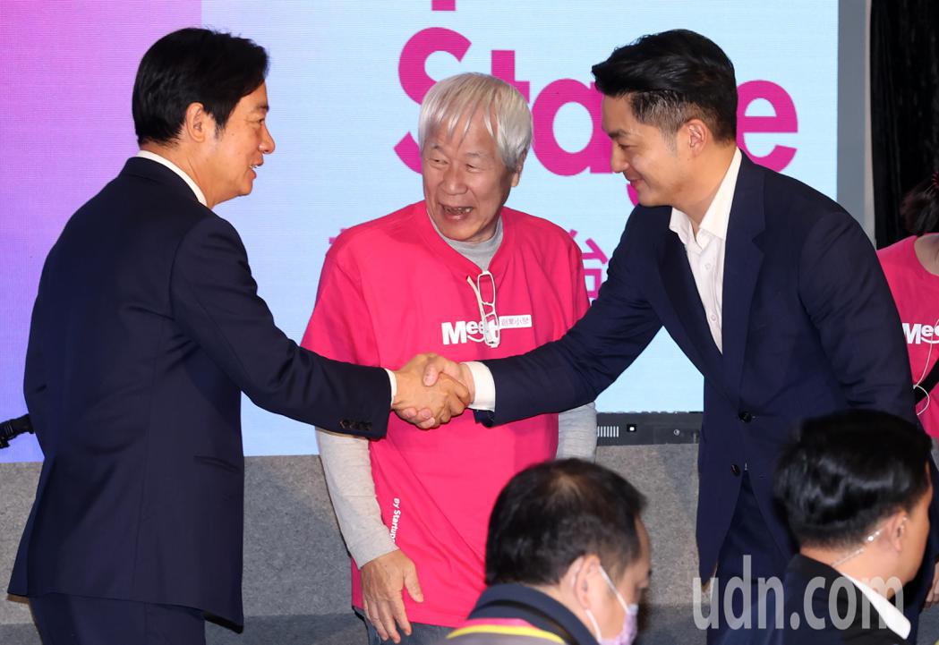 副總統賴清德（左）今天出席在南港展覽館舉辦的Meet Taipei創新創業嘉年華...