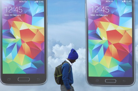 Xiaomi 14、vivo X100系列AI手機開賣熱銷，三星、蘋果新機也預計於2024年上市，配上WiFi 7上路，預期會是手機市場爆發的一年。美聯社
